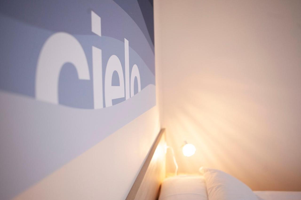 Apartamentos La Canal 소토 데 라 마리나 외부 사진